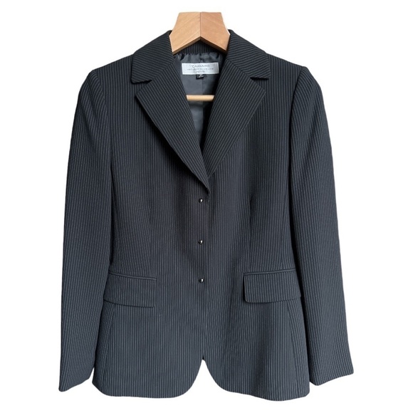 Tahari Arthur S. Levine Women’s Black Pinstripe Suit Blazer Jacket, Size 8P - Picture 1 of 11